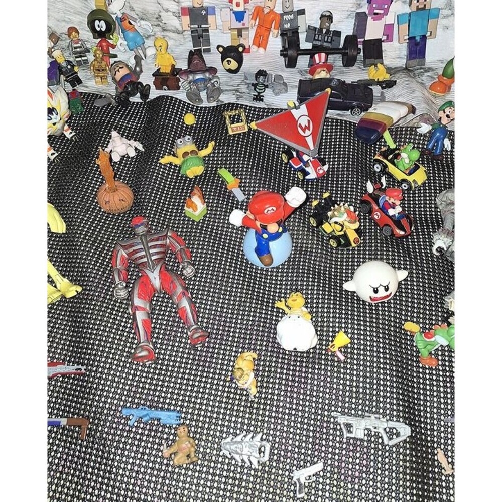 Huge Mixed Toy Action Figure Lot Mario Pokemon Marvel DC Roblox Wrestling WWE - Picture 5 of 12